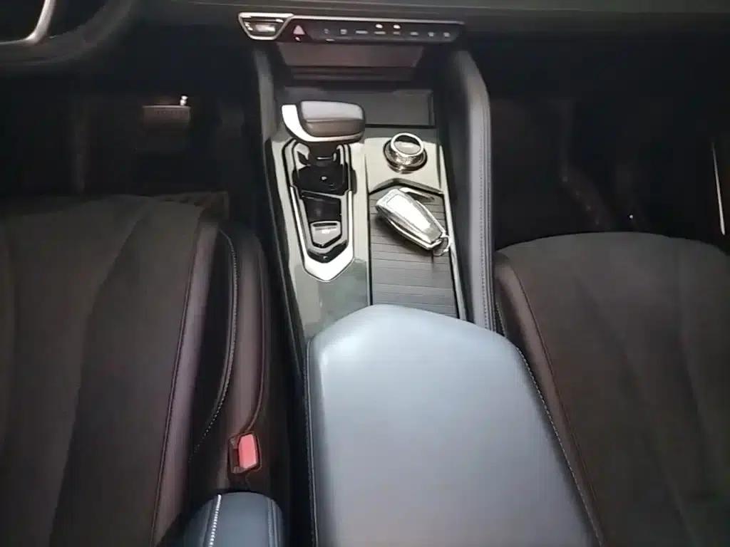 Geely Xingyue L 2023 2.0TD High-Power Automatic Two-Wheel Drive Flagship Edition — миниатюра 14
