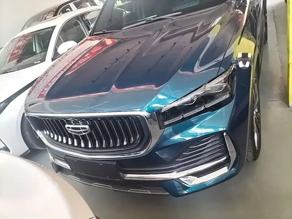 Geely Xingyue L 2023 2.0TD High-Power Automatic Two-Wheel Drive Flagship Edition — миниатюра 3