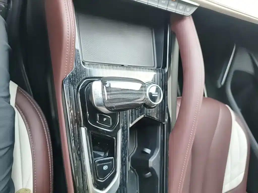 Geely Xingyue L 2021 2.0TD DCT EVO 2WD Premium Edition — миниатюра 14