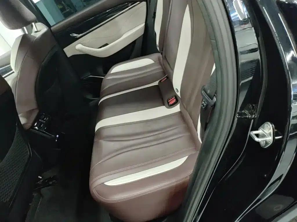 Geely Xingyue L 2021 2.0TD DCT EVO 2WD Premium Edition — миниатюра 17