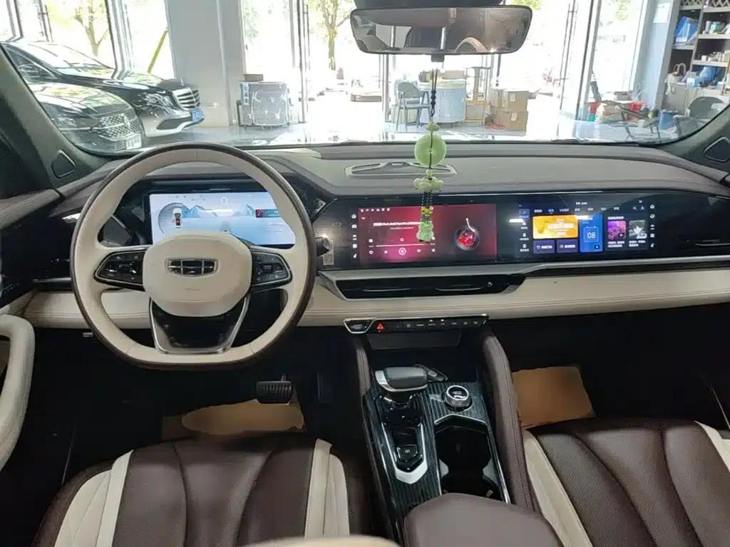 Geely Xingyue L 2021 2.0TD DCT EVO 2WD Premium Edition — миниатюра 10