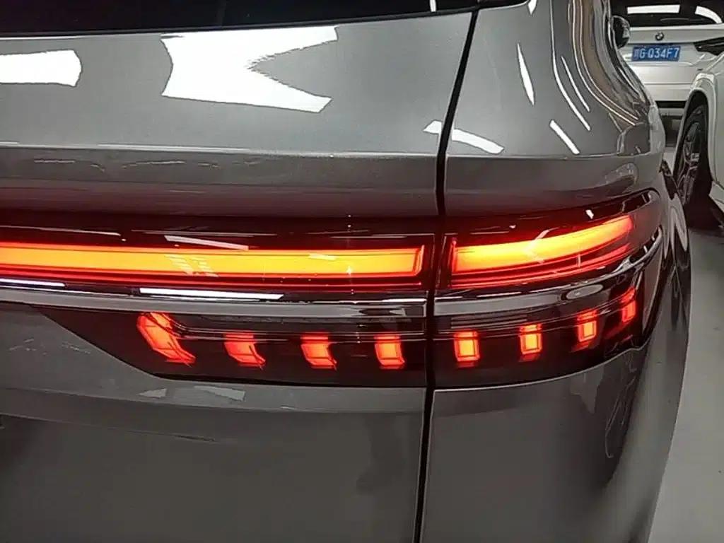 Geely Xingyue L 2024 2.0TD High-Power Automatic Two-Wheel Drive Cloud Edition — миниатюра 8