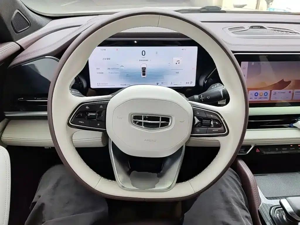 Geely Xingyue L 2024 2.0TD High-Power Automatic Two-Wheel Drive Cloud Edition — миниатюра 11