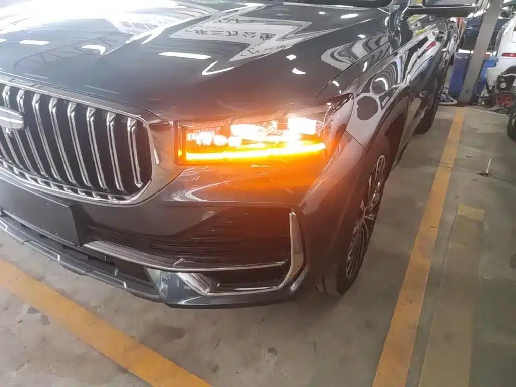 Geely Xingyue L 2025 Oriental Radiance 2.0TD Automatic Star Edition — миниатюра 24