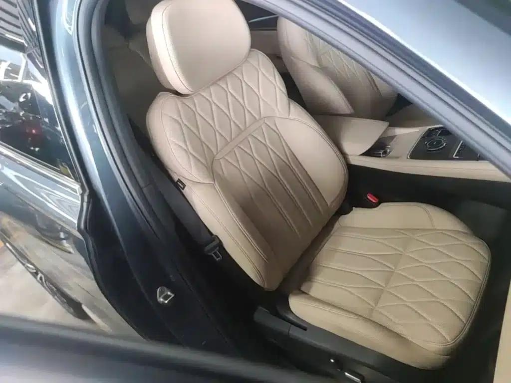Geely Xingyue L 2025 Oriental Radiance 2.0TD Automatic Star Edition — миниатюра 25