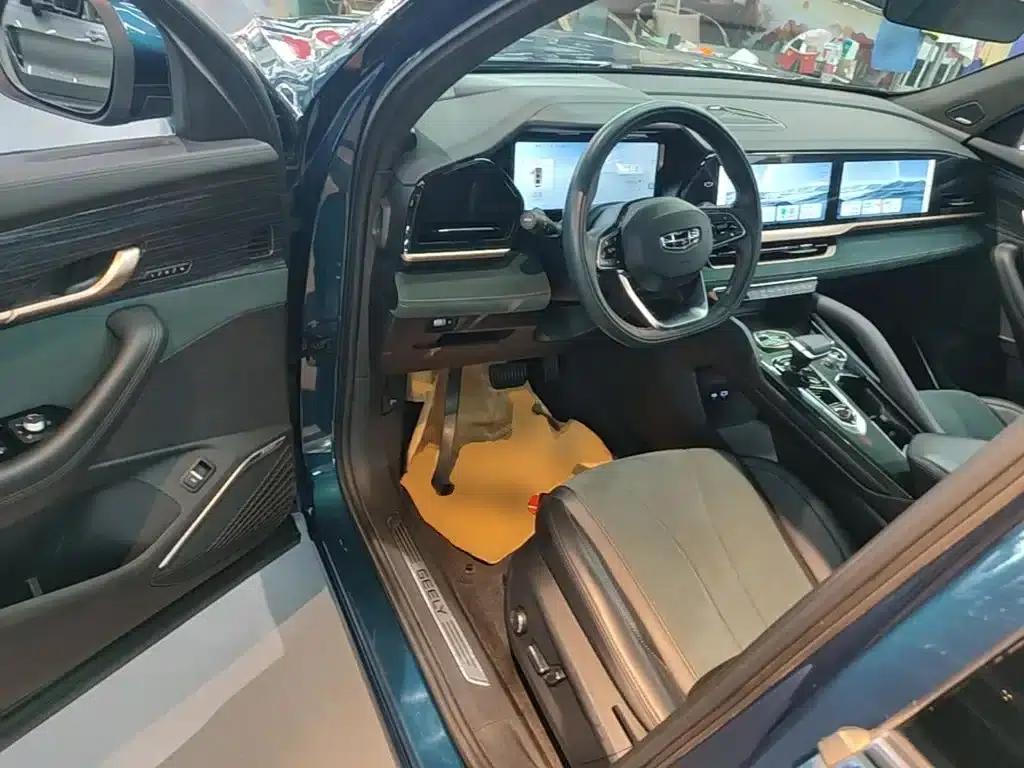 Geely Xingyue L 2021 2.0TD High-Power Automatic Four-Wheel Drive Premium Edition — миниатюра 16