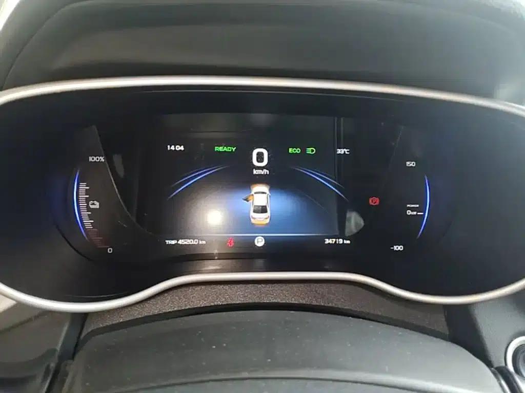 Geely Emgrand EV500 Progressive Standard Range 2019 — миниатюра 12