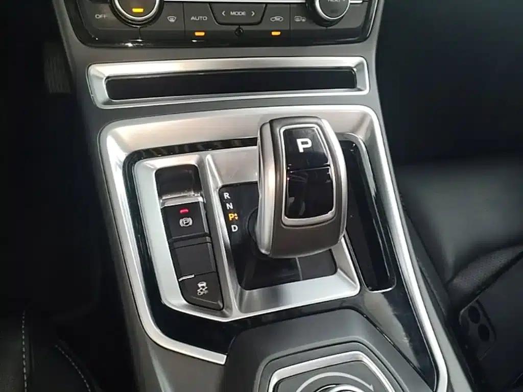 Geely Emgrand EV500 Progressive Standard Range 2019 — миниатюра 18