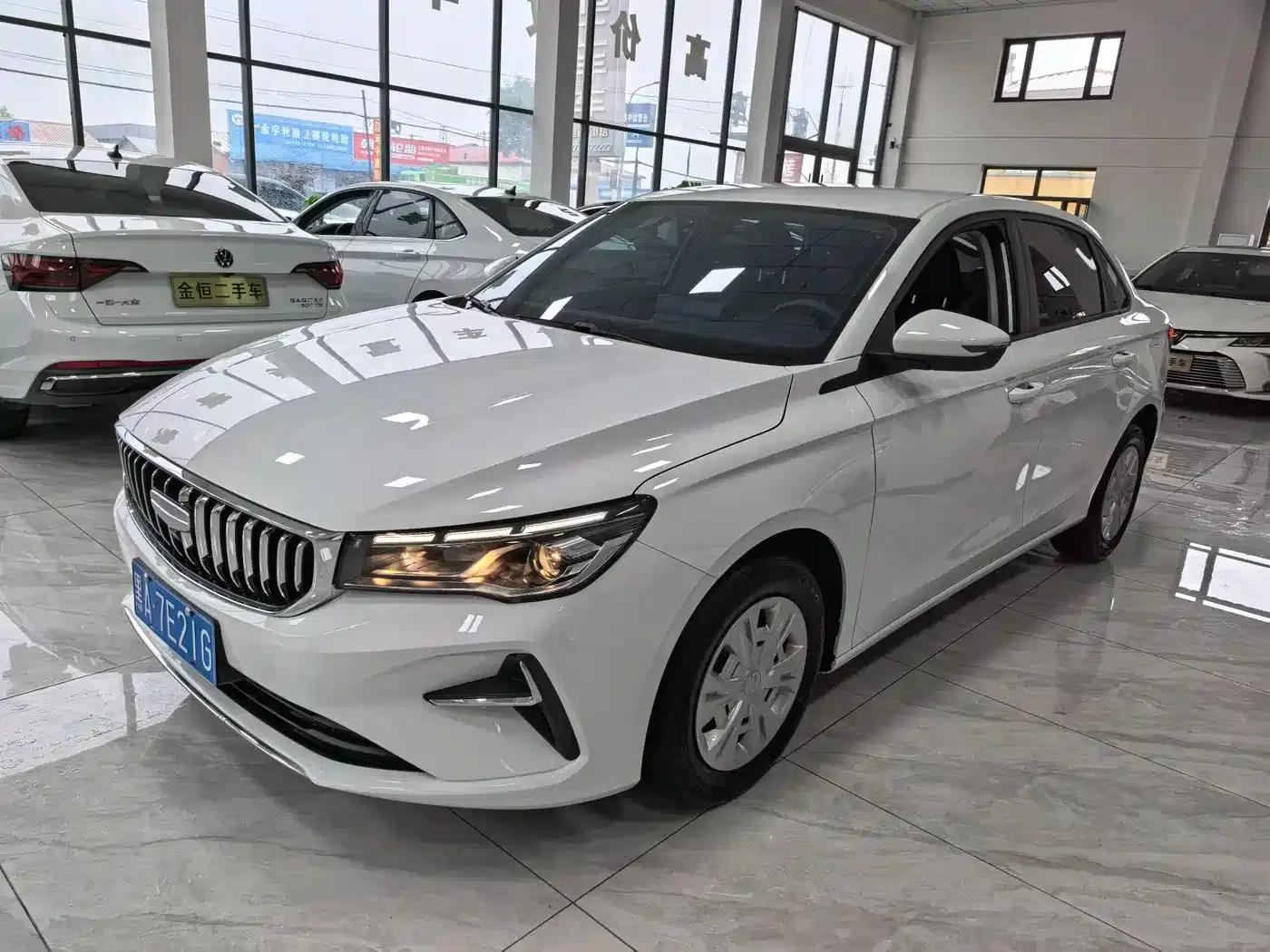 Geely Emgrand 2026 4 Millionth Anniversary Edition 1.5L Manual Transcendence — миниатюра 3