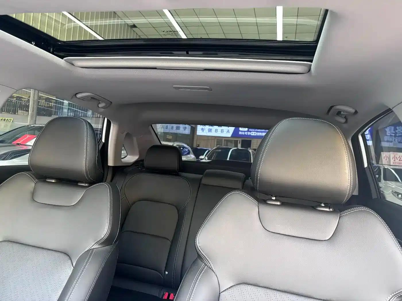 Geely Emgrand 2022 4th Generation 1.5L CVT Premium — миниатюра 16