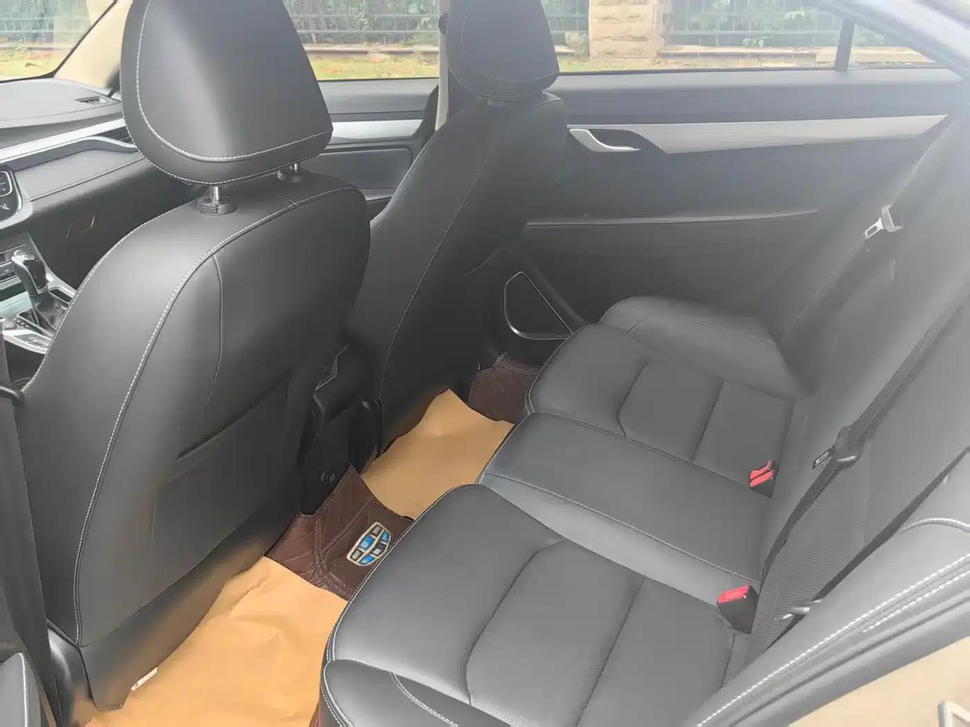 Geely Emgrand 2018 1.5L CVT Upward Connected Edition — миниатюра 13