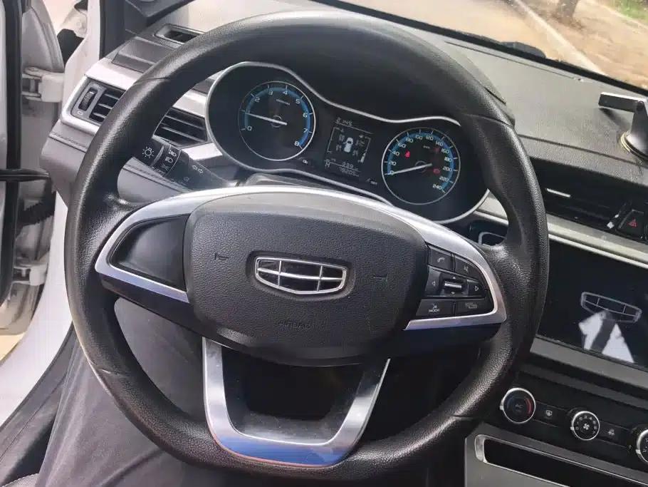Geely Emgrand 2020 1.5L Manual Comfort Model — миниатюра 15
