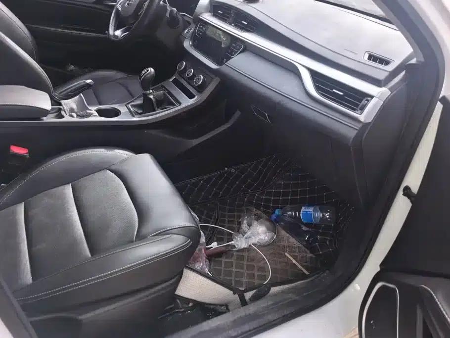 Geely Emgrand 2020 1.5L Manual Comfort Model — миниатюра 8