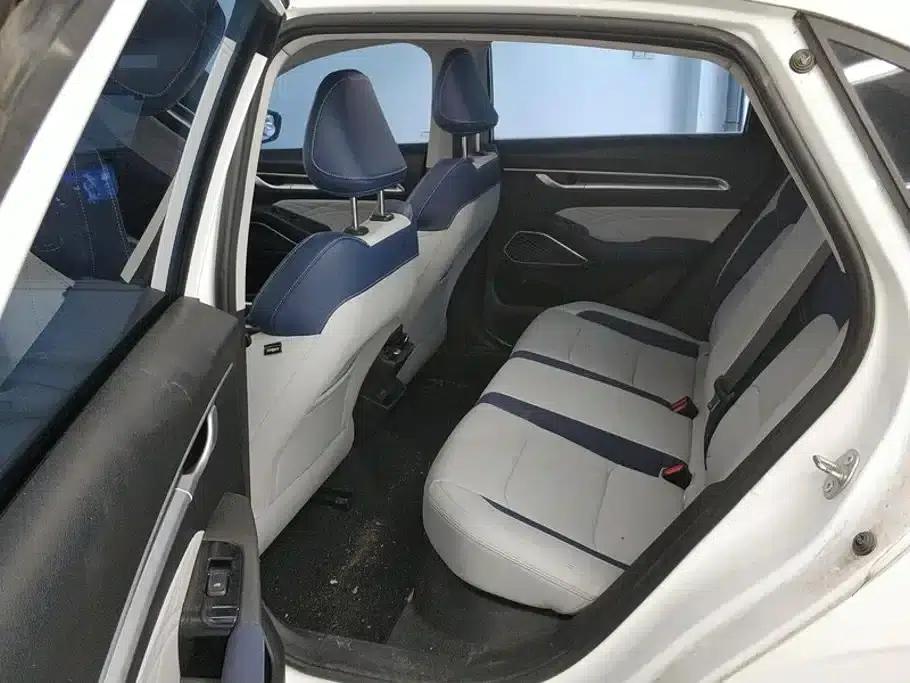 Geely Emgrand 2022 4th Generation 1.5L CVT Flagship Edition — миниатюра 11