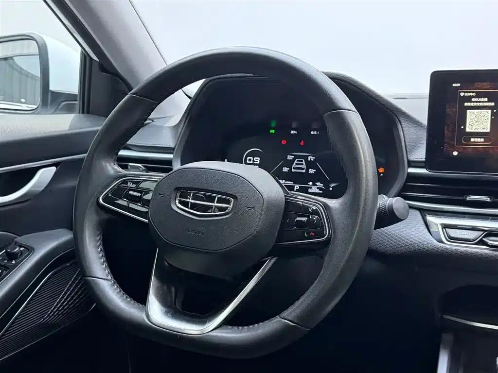 Geely Emgrand 2022 4th Generation 1.5L CVT Premium — миниатюра 7
