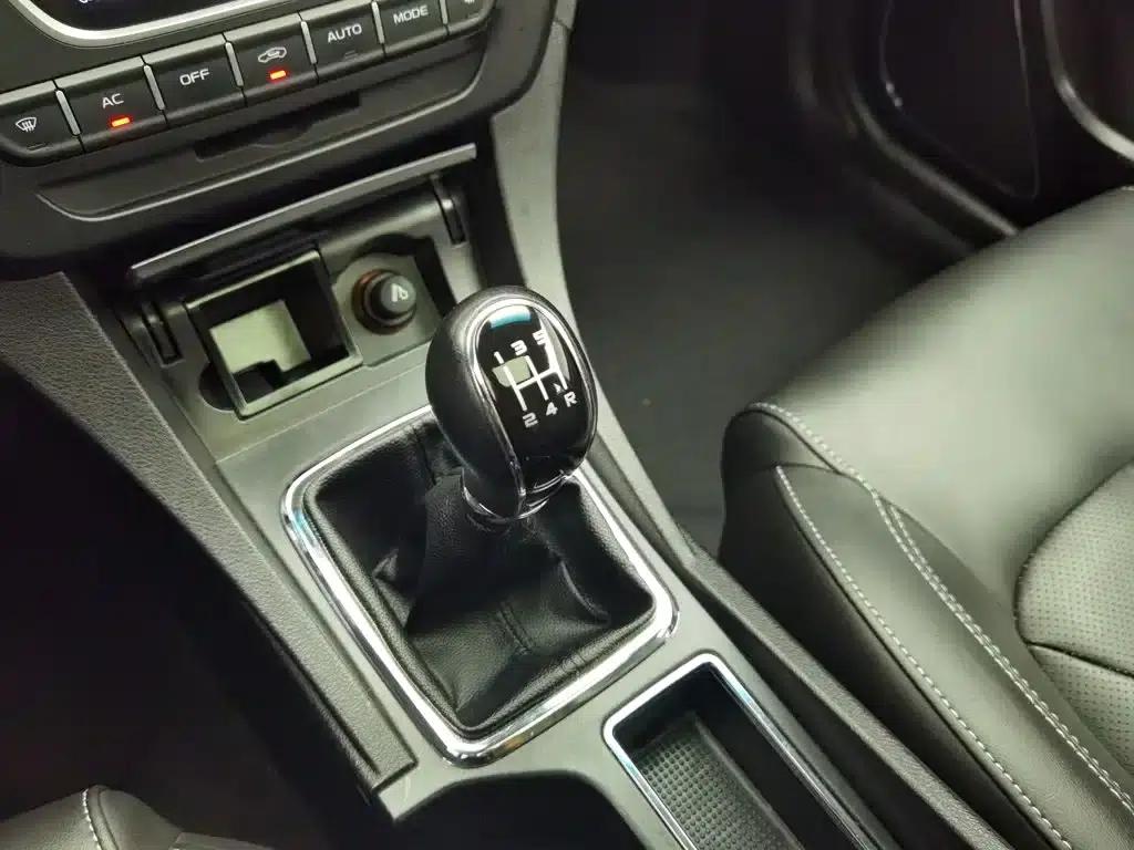 Geely Emgrand 2017 Sedan Million Edition 1.5L Manual Upward Connected Version — миниатюра 13