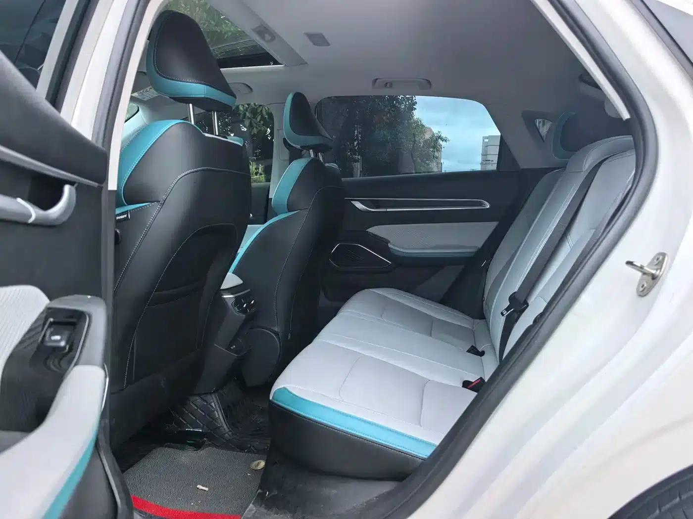 Geely Emgrand 2023 4th Generation Champion Edition 1.5L CVT Flagship Model — миниатюра 12