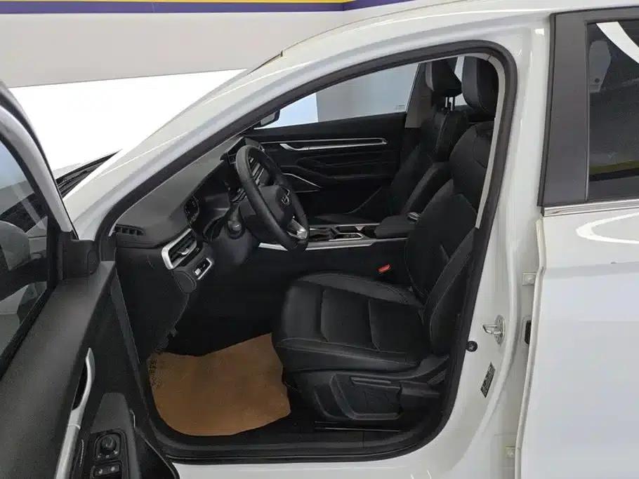 Geely Emgrand 2022 4th Generation 1.5L CVT Premium — миниатюра 9
