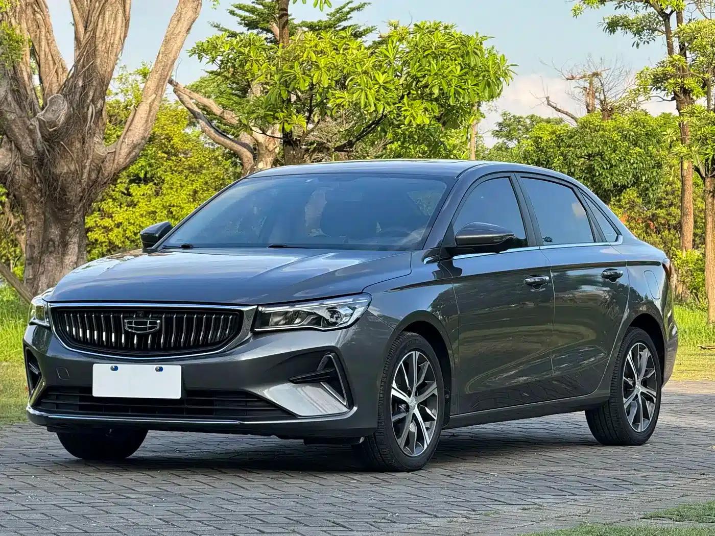 Geely Emgrand 2022 4th Generation 1.5L CVT Flagship Edition — миниатюра 1