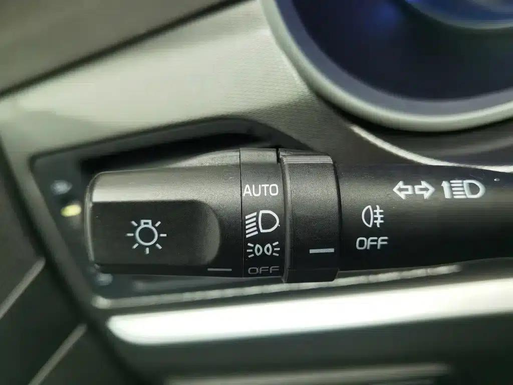 Geely Emgrand 2017 Sedan Million Edition 1.5L CVT Upward Version — миниатюра 21
