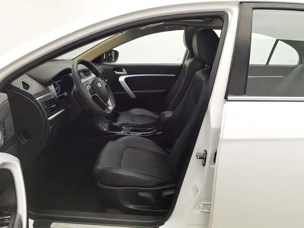 Geely Emgrand 2017 Sedan Million Edition 1.5L CVT Upward Version — миниатюра 10
