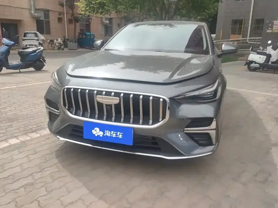 Geely Emgrand 2026 5th Generation 1.5T DCT Premium Edition — миниатюра 2