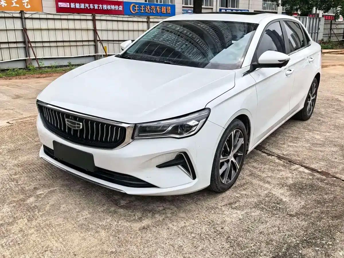 Geely Emgrand 2022 4th Generation 1.5L CVT Flagship Edition — миниатюра 1