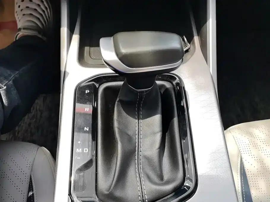 Geely Emgrand 2022 4th Generation 1.5L CVT Flagship Edition — миниатюра 16