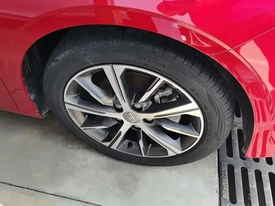 Geely Emgrand 2022 4th Generation 1.5L CVT Flagship Edition — миниатюра 6