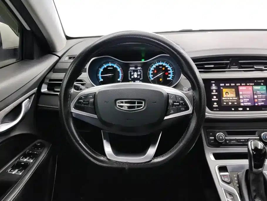 Geely Emgrand 2021 UP 1.5L CVT Luxury Edition — миниатюра 15