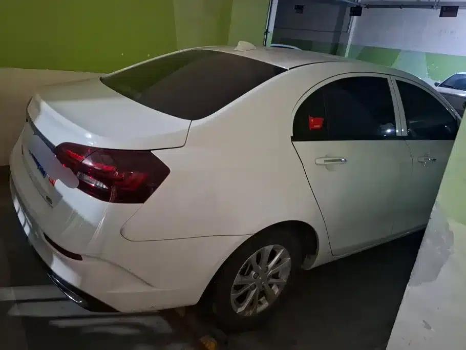 Geely Emgrand 2021 UP 1.5L CVT Comfort Model — миниатюра 3