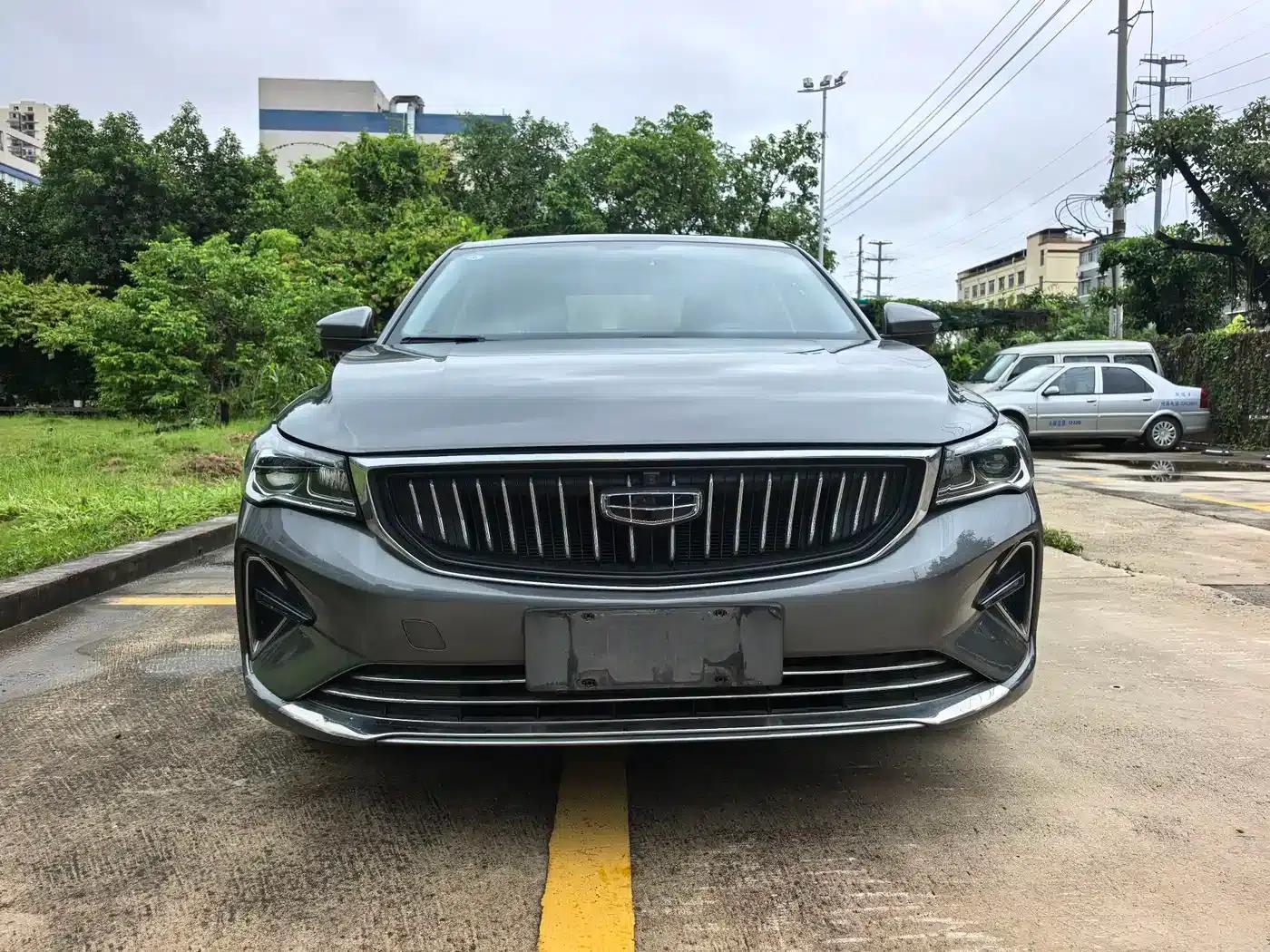 Geely Emgrand 2022 4th Generation 1.5L CVT Flagship Edition — миниатюра 2