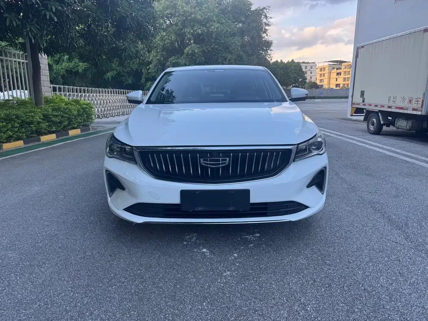 Geely Emgrand 2022 4th Generation 1.5L CVT Flagship Edition — миниатюра 2