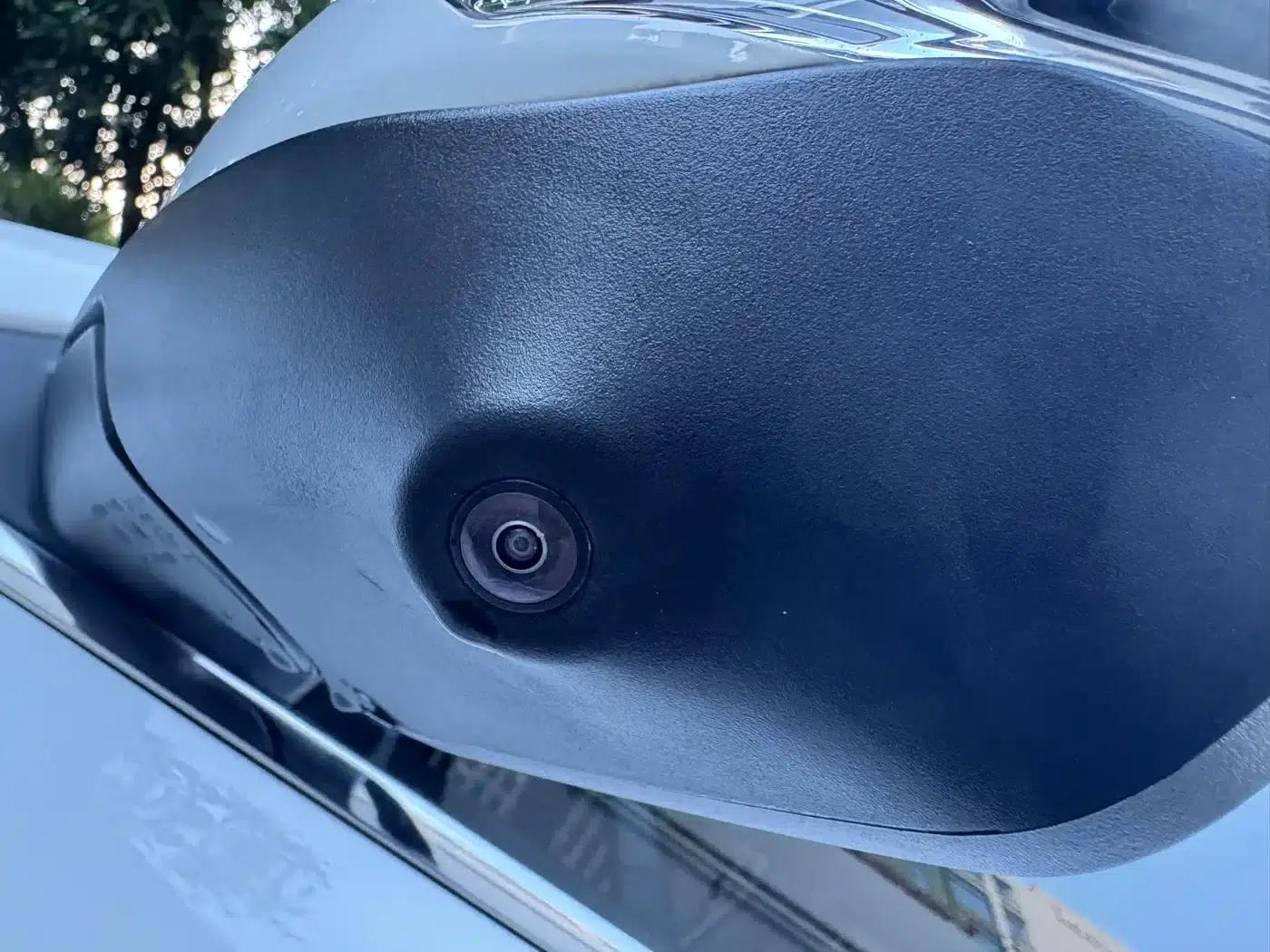 Geely Emgrand 2022 4th Generation 1.5L CVT Flagship Edition — миниатюра 5