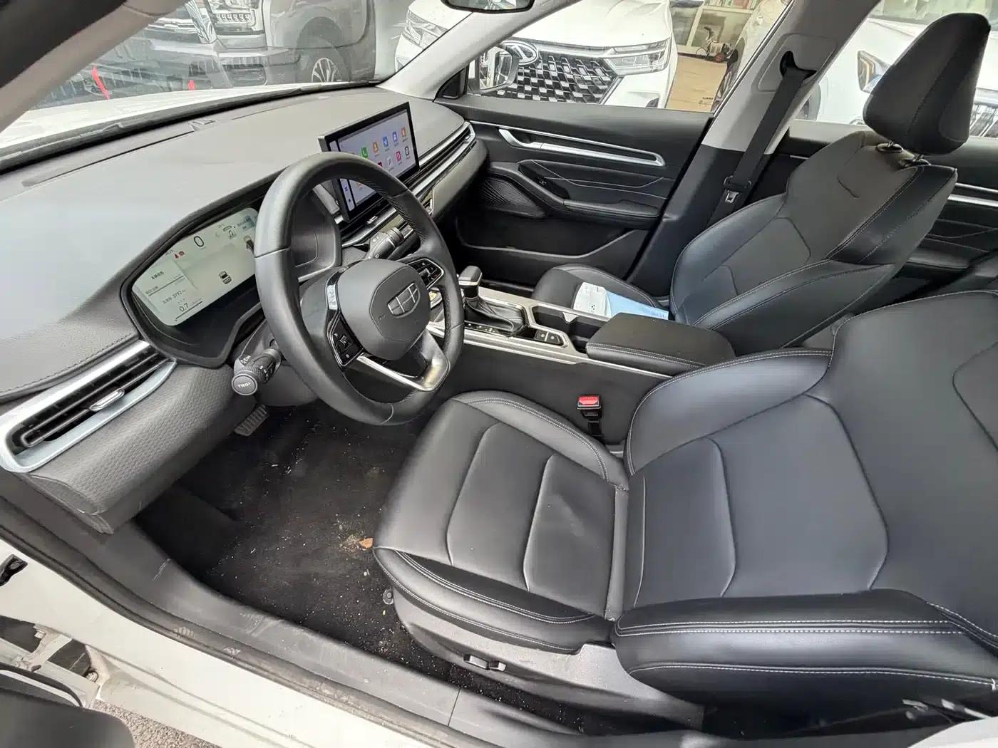 Geely Emgrand 2026 4 Millionth Anniversary Edition 1.5L CVT Flying Model — миниатюра 7