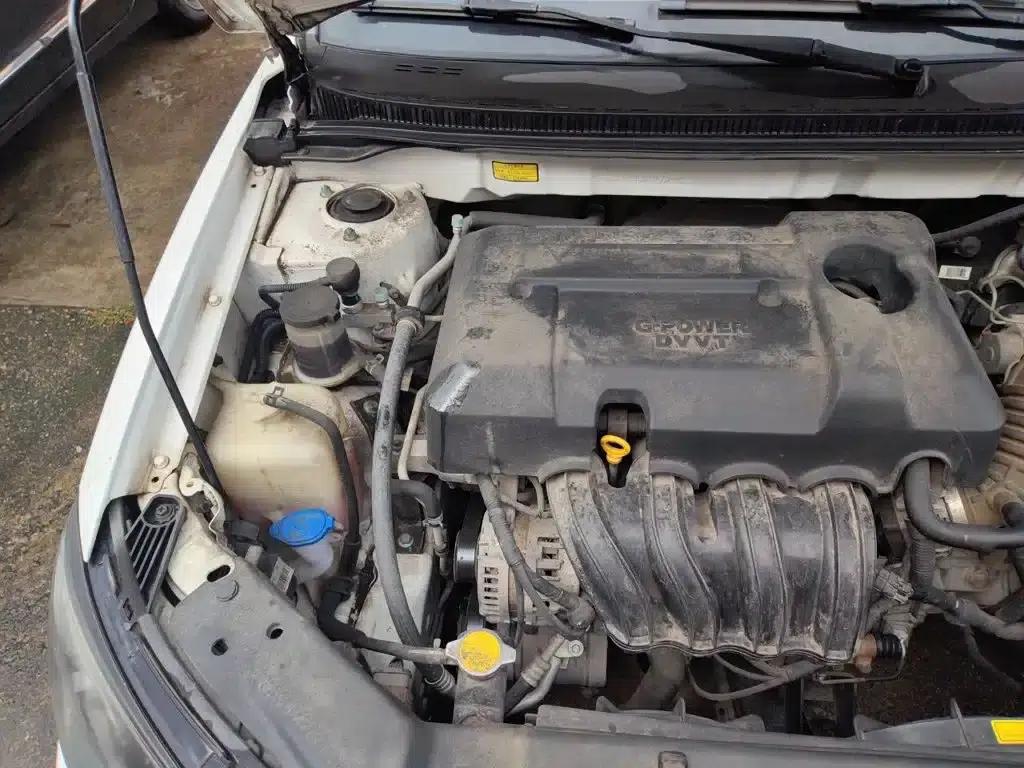 Geely Emgrand 2014 Hatchback 1.5L Manual Elite — миниатюра 23