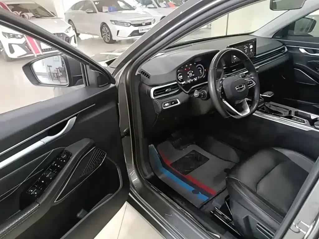 Geely Emgrand 2022 4th Generation 1.5L CVT Premium — миниатюра 16