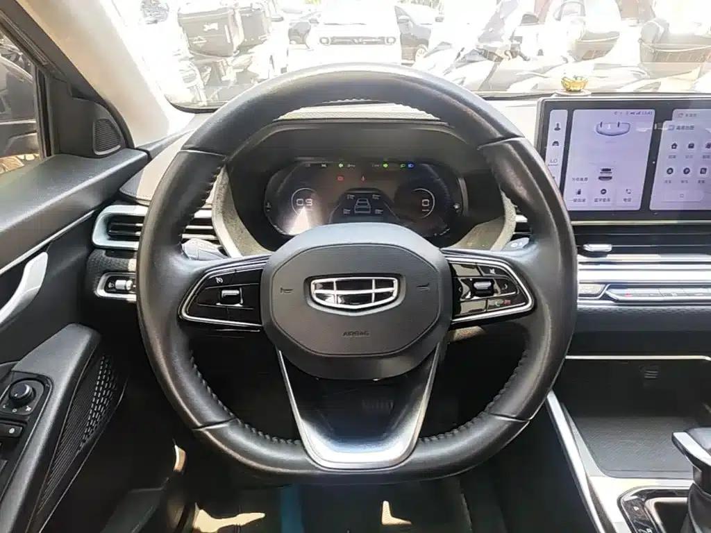 Geely Emgrand 2023 4th Generation Champion Edition 1.5L CVT Premium — миниатюра 11