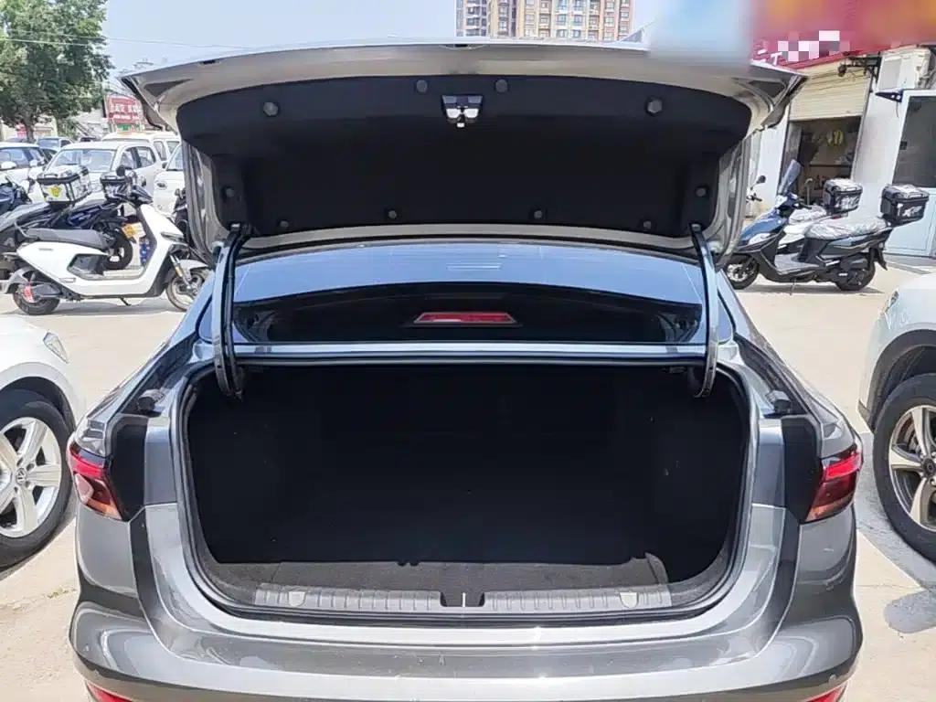 Geely Emgrand 2023 4th Generation Champion Edition 1.5L CVT Premium — миниатюра 19