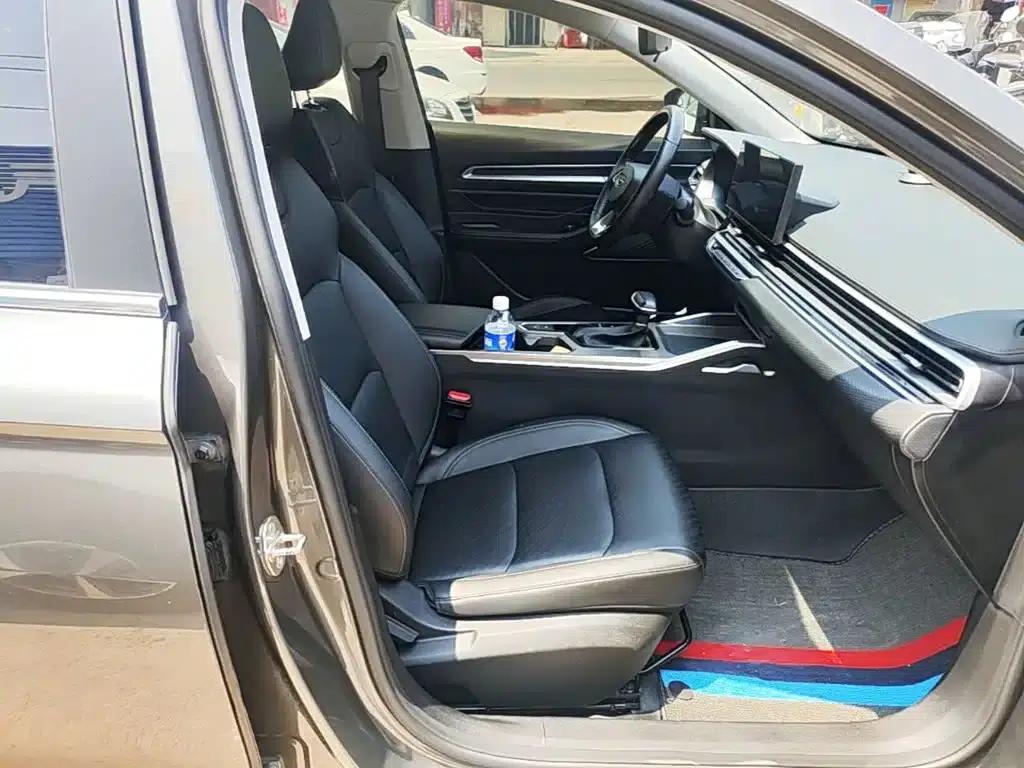 Geely Emgrand 2023 4th Generation Champion Edition 1.5L CVT Premium — миниатюра 25