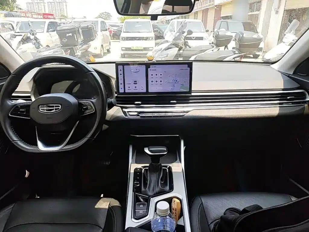 Geely Emgrand 2023 4th Generation Champion Edition 1.5L CVT Premium — миниатюра 10