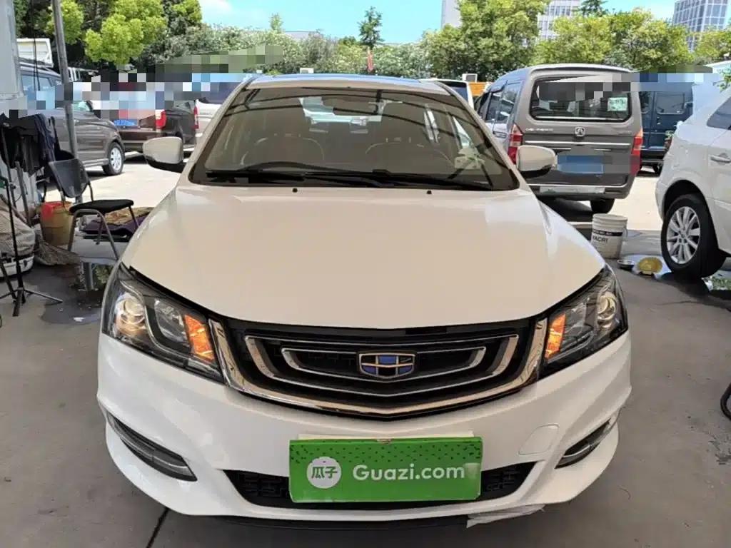 Geely Emgrand 2017 Sedan Million Edition 1.5L Manual Upgrade Version — миниатюра 3