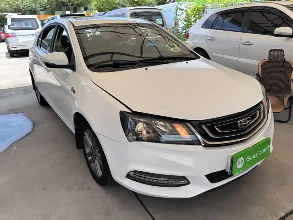 Geely Emgrand 2017 Sedan Million Edition 1.5L Manual Upgrade Version — миниатюра 4