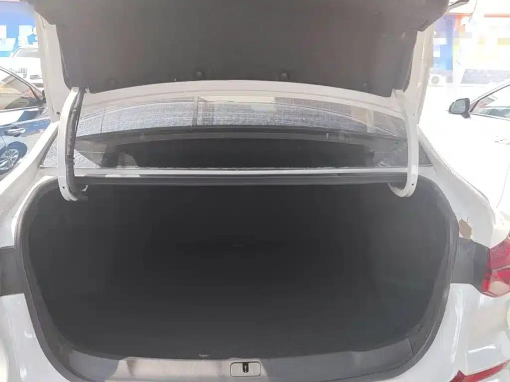 Geely Emgrand 2022 4th Generation 1.5L CVT Premium — миниатюра 19