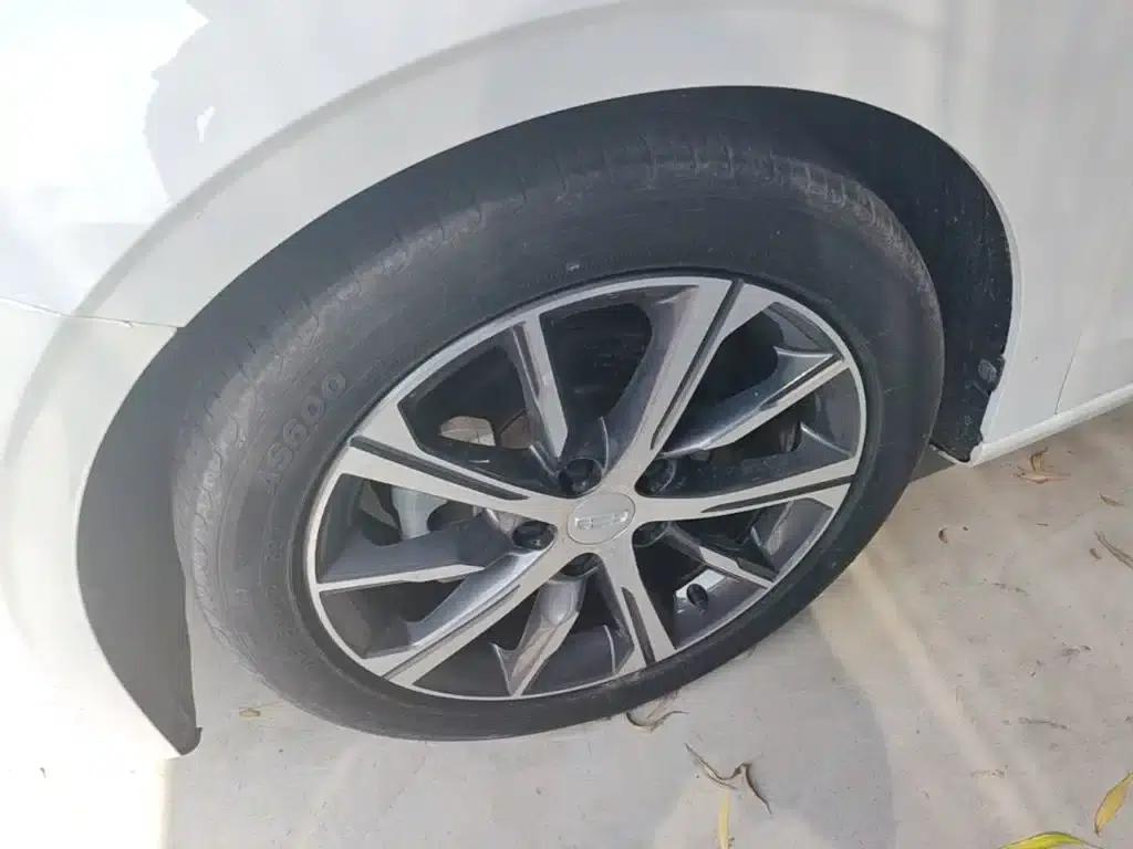 Geely Emgrand 2022 4th Generation 1.5L CVT Premium — миниатюра 23