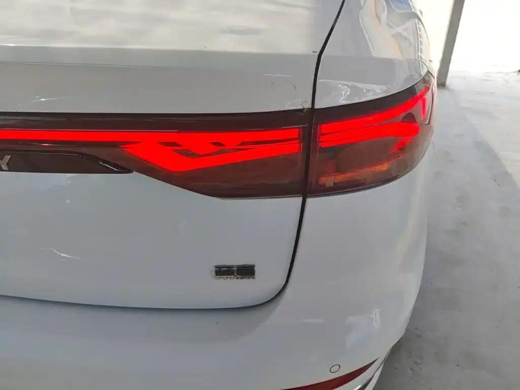 Geely Emgrand 2022 4th Generation 1.5L CVT Premium — миниатюра 8