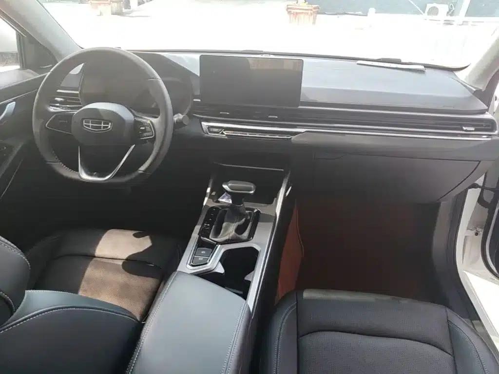 Geely Emgrand 2022 4th Generation 1.5L CVT Premium — миниатюра 10