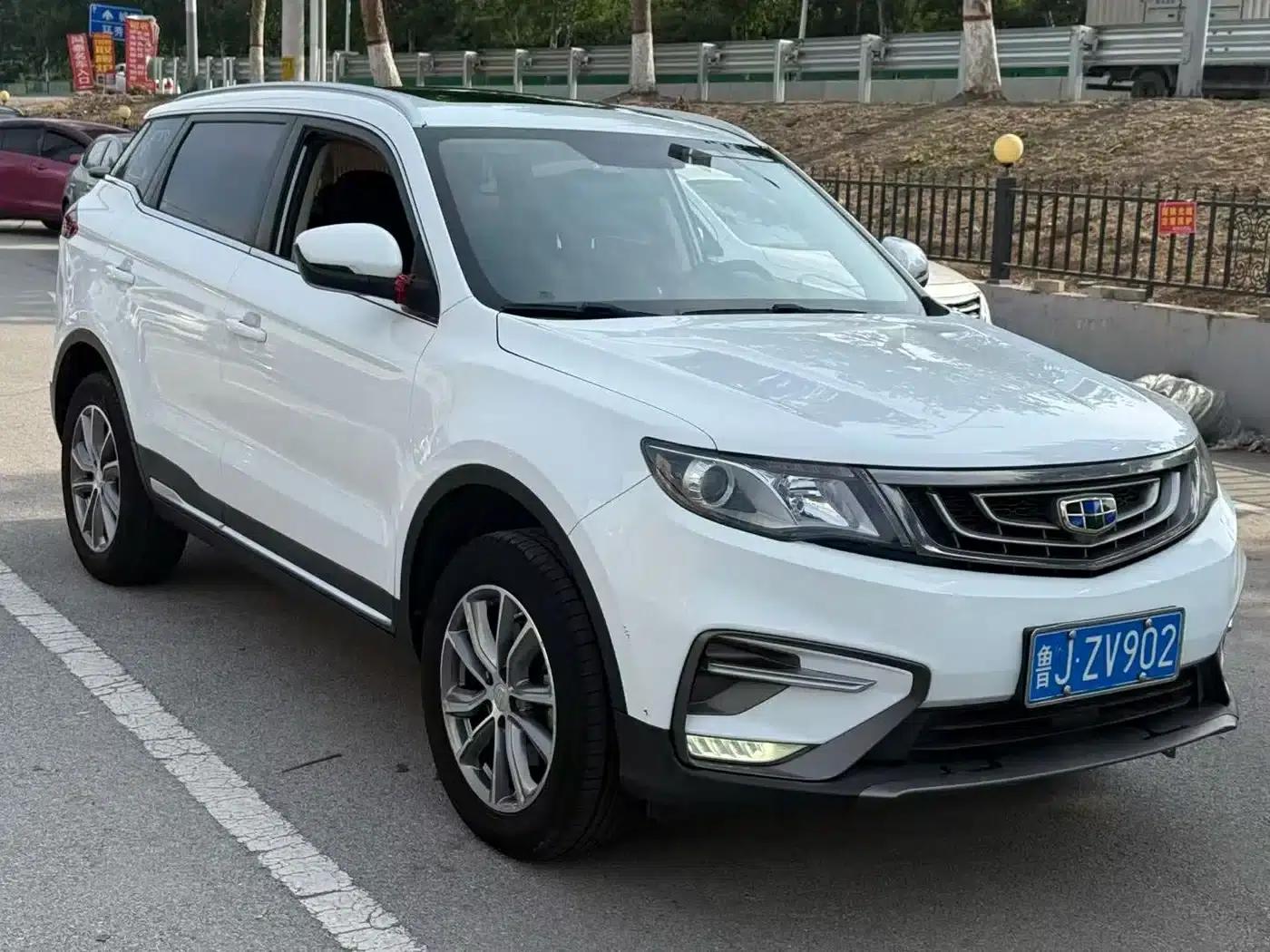 Geely Boyue 2018 2.0L Manual 2WD Smart Edition — миниатюра 3