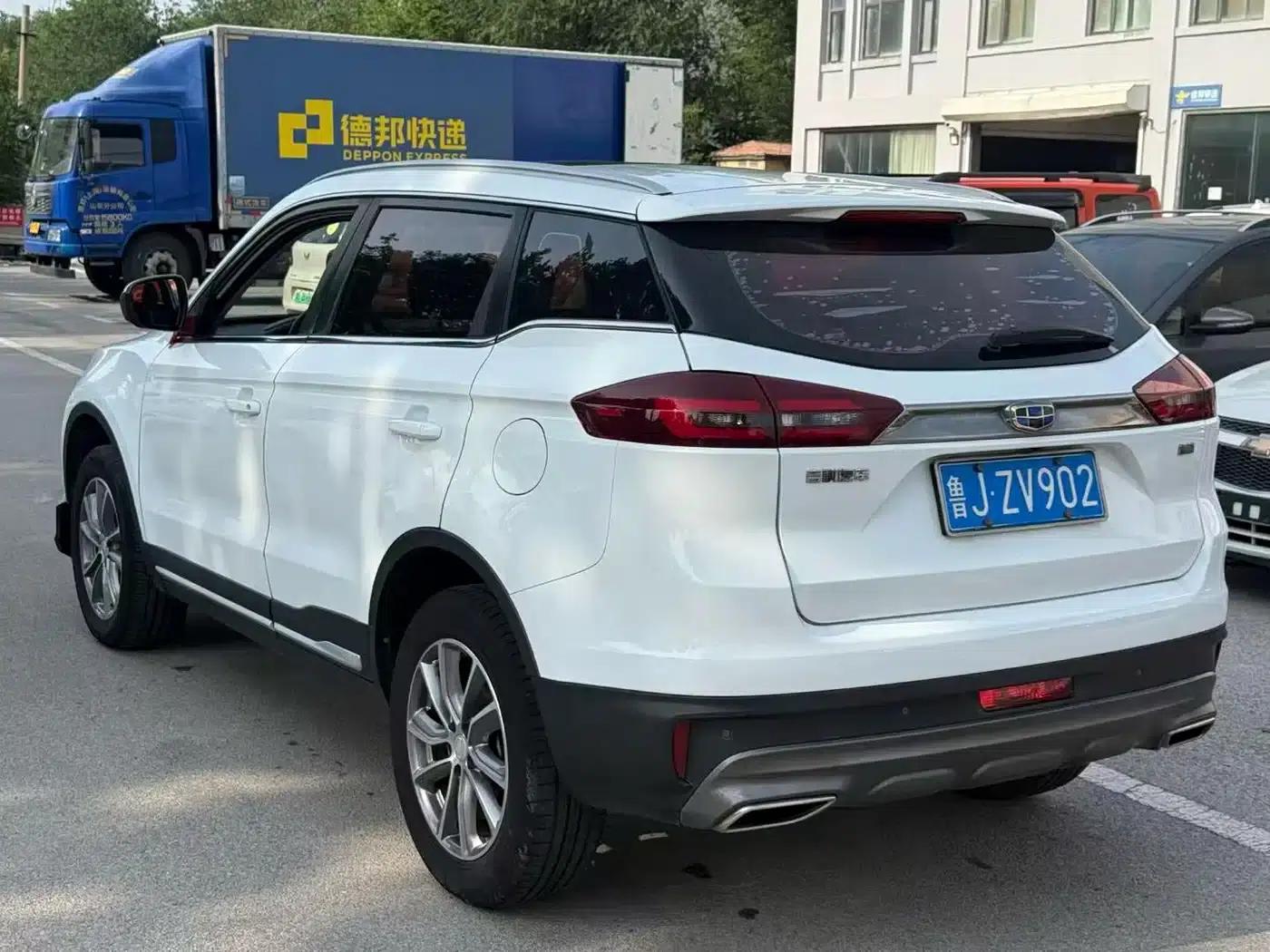 Geely Boyue 2018 2.0L Manual 2WD Smart Edition — миниатюра 6