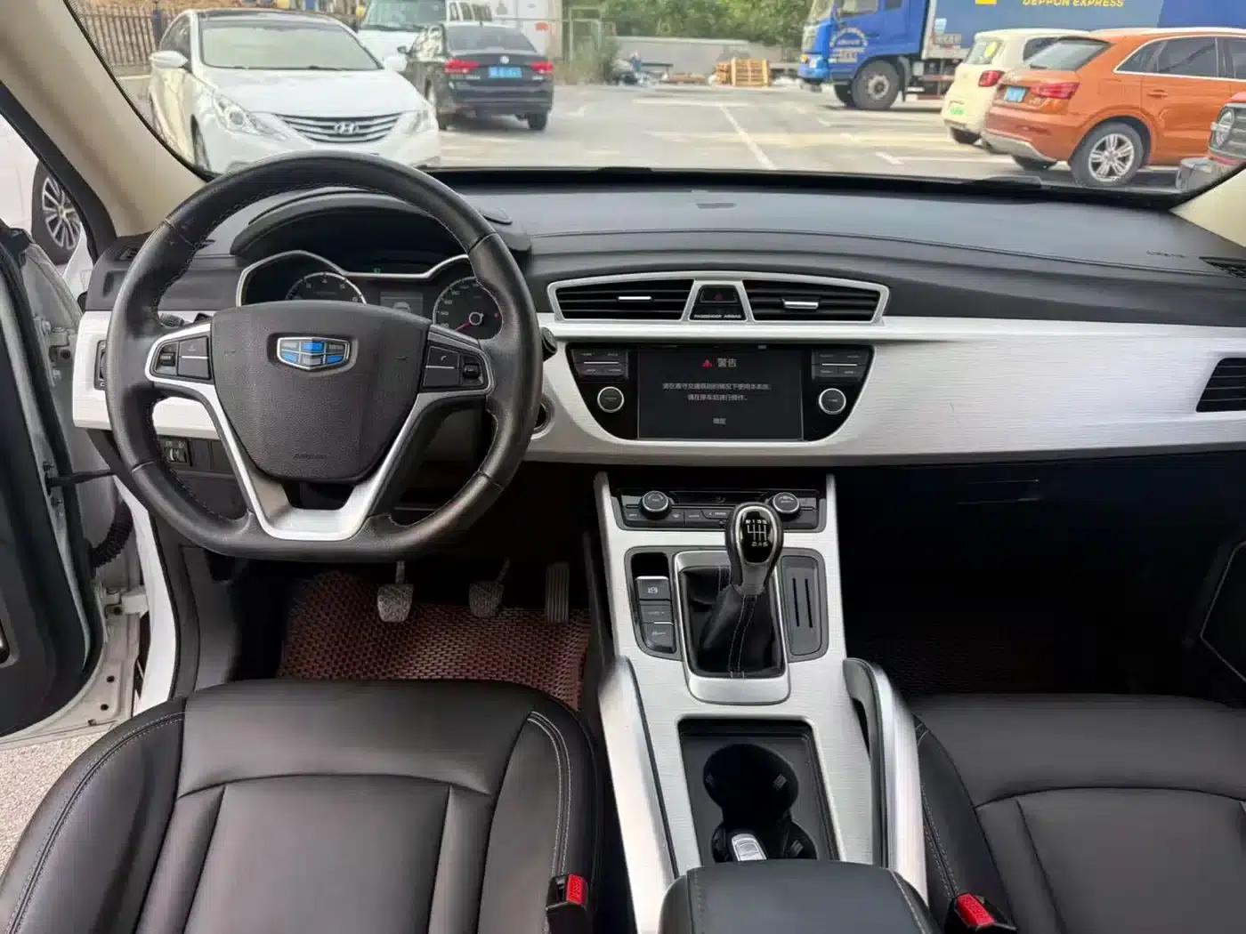 Geely Boyue 2018 2.0L Manual 2WD Smart Edition — миниатюра 9